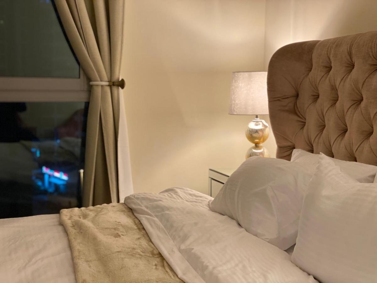 Apartmán Luxury 1Br In Dubai Marina, Ask For July Full Month Offer Exteriér fotografie